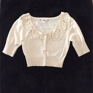 DECREE Cropped Sweater Top